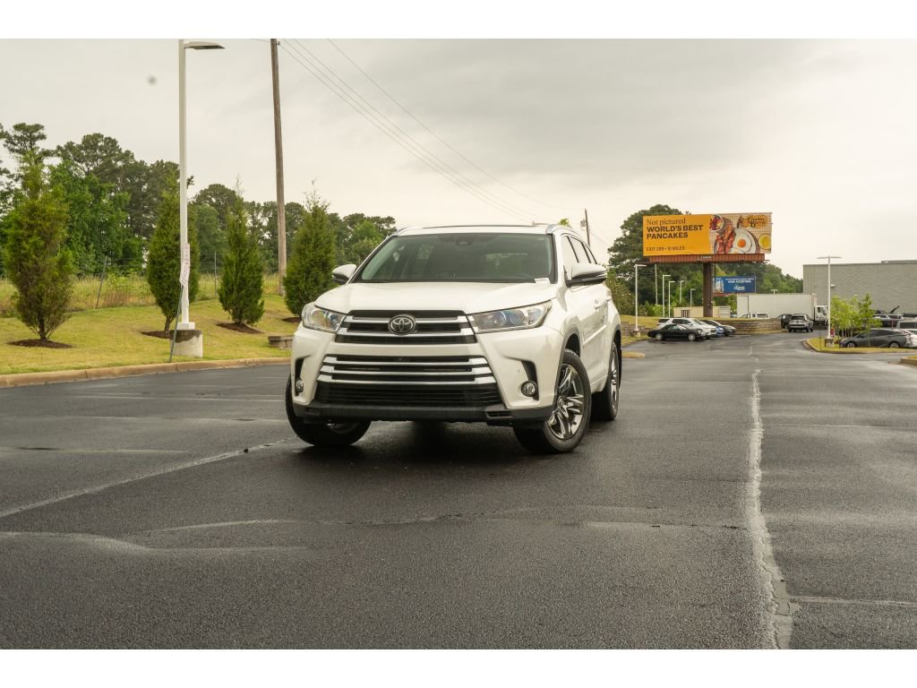 Used 2017 Toyota Highlander Limited Platinum