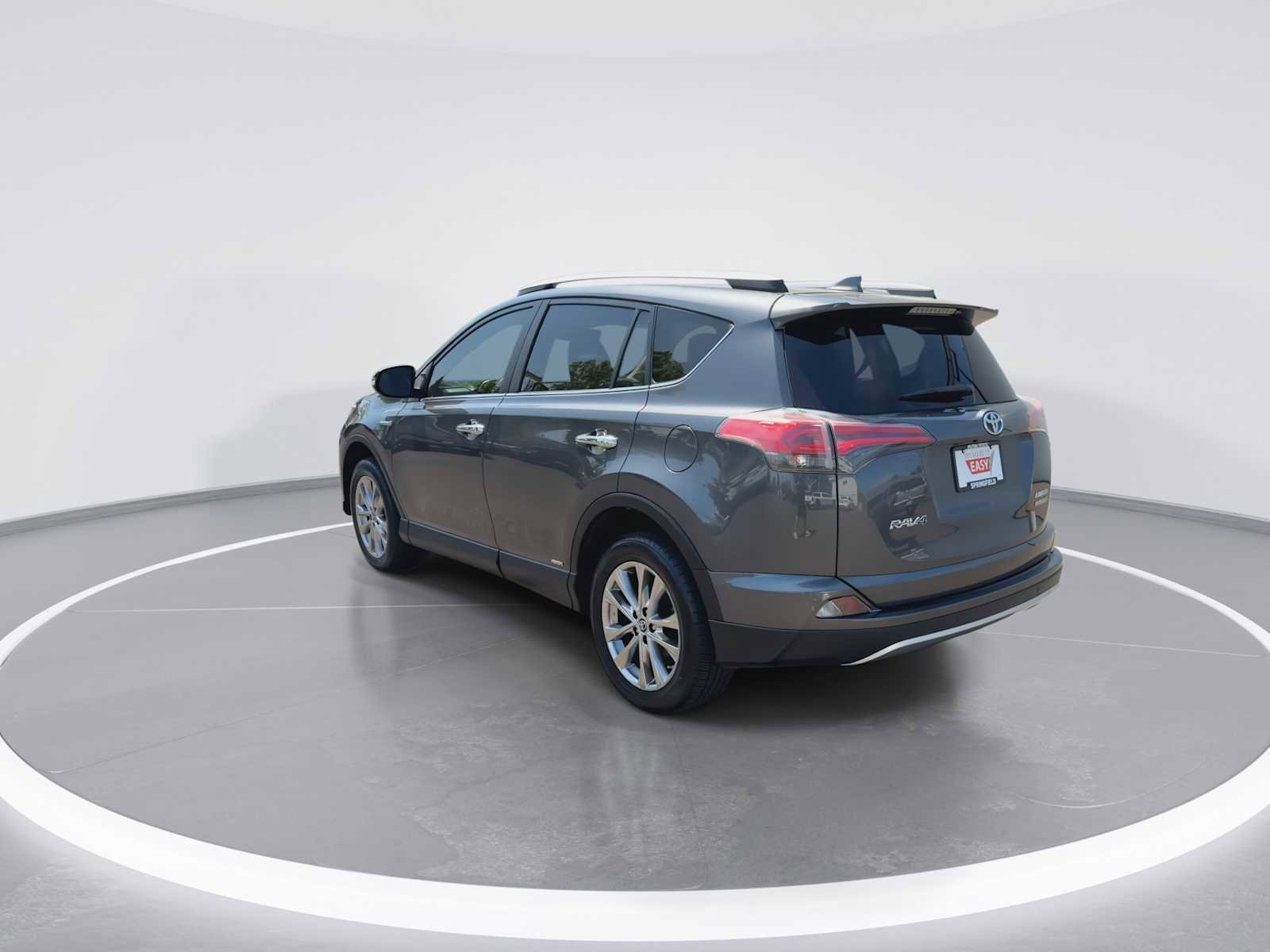 Used 2016 Toyota RAV4 Limited w/ Advanced Technology Package AWD/4WD image 6