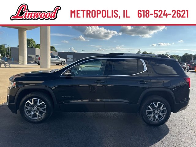 Used 2023 GMC Acadia SLT image 3