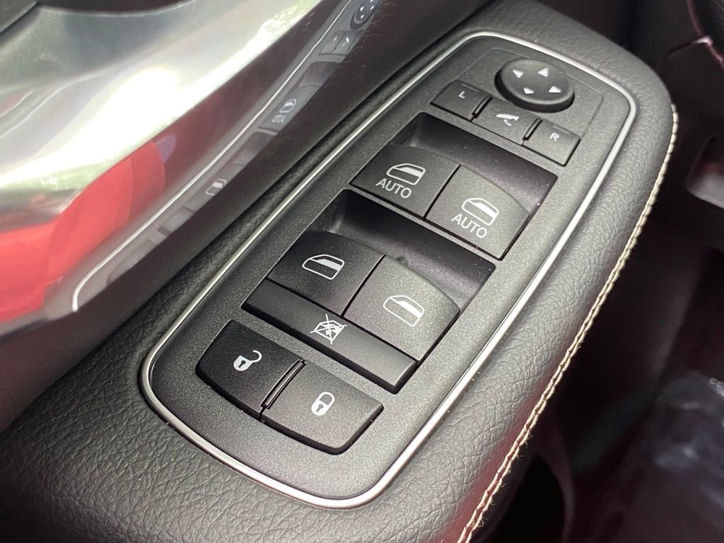 Used 2022 RAM 1500 Laramie image 34