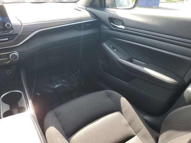 Used 2024 Nissan Altima 2.5 SV FWD image 22