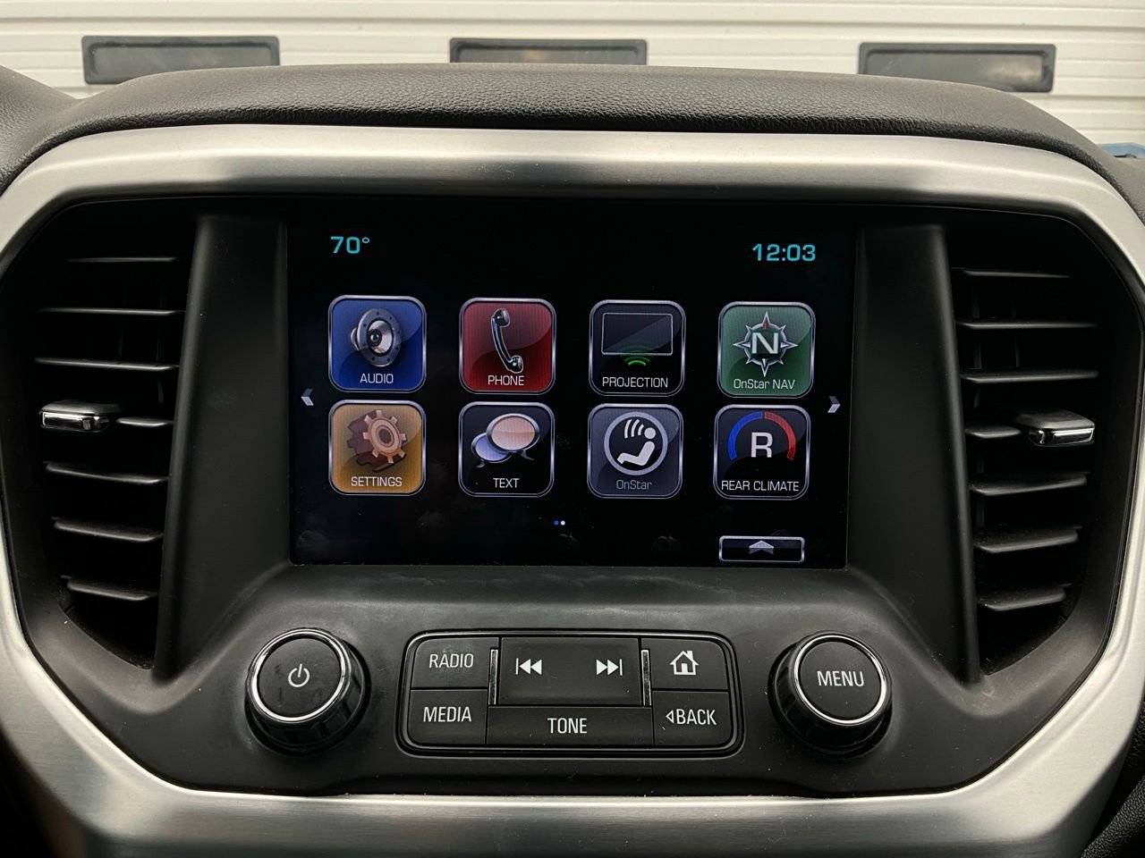 Used 2018 GMC Acadia SLT image 32