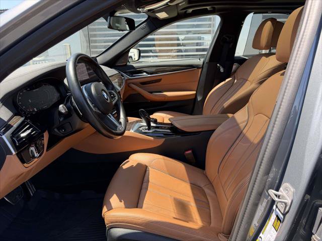 Used 2023 BMW M550i xDrive w/ Executive Package AWD/4WD image 20