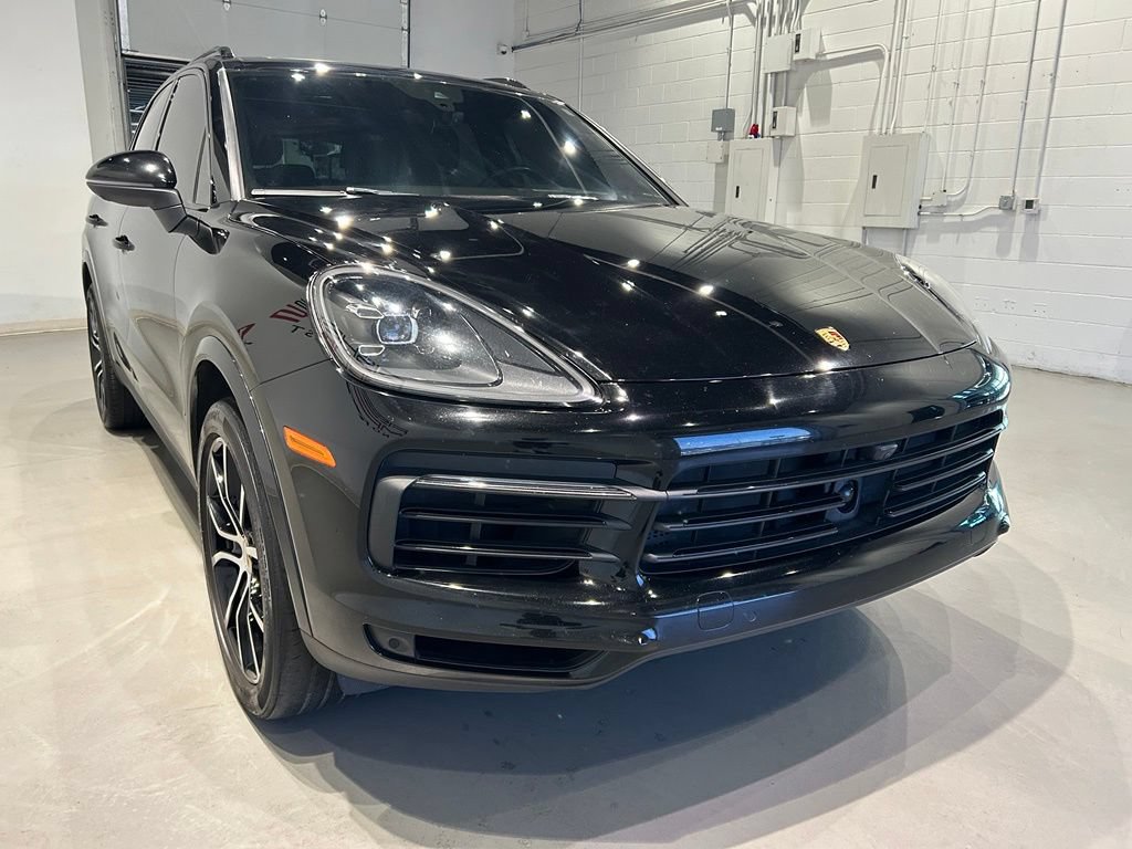 Used 2023 Porsche Cayenne AWD/4WD image 10