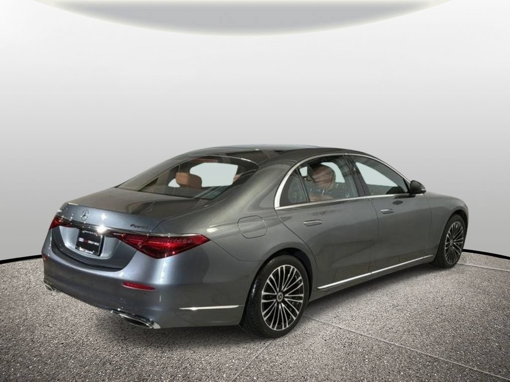 Used 2025 Mercedes-Benz S 580 4MATIC Sedan image 7