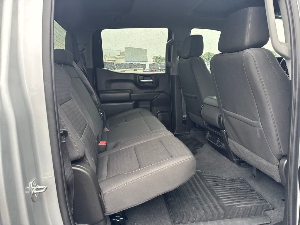 Used 2022 Chevrolet Silverado 1500 Custom AWD/4WD image 13