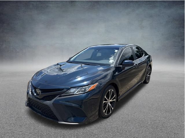 Used 2020 Toyota Camry SE FWD image 3