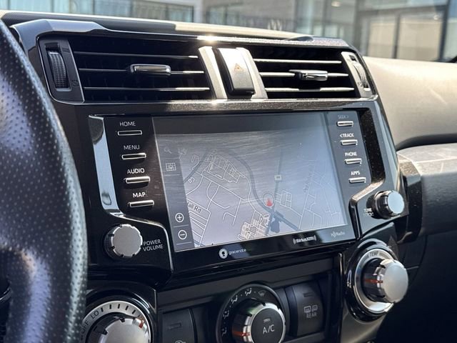 Used 2024 Toyota 4Runner TRD Off-Road Premium AWD/4WD image 19