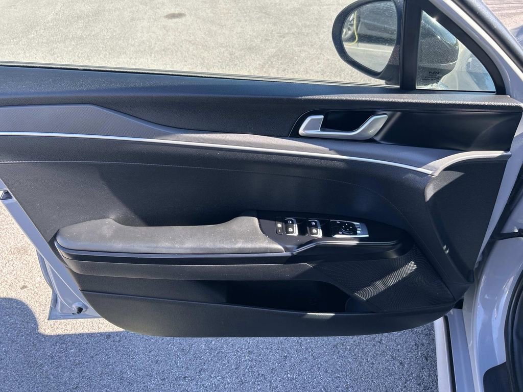 Used 2023 Kia K5 GT-Line w/ GT-Line Premium Package image 21