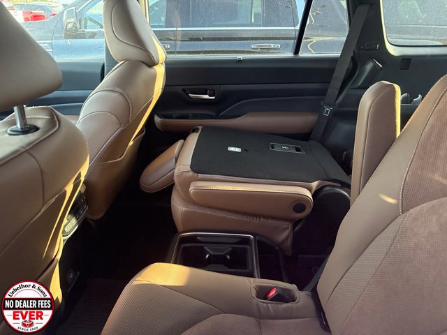 Certified 2026 Toyota Grand Highlander AWD Hybrid image 5