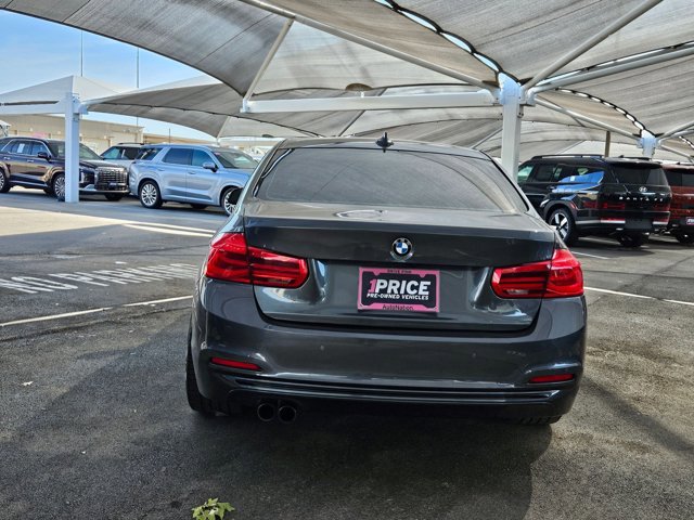 Used 2017 BMW 330i xDrive Sedan AWD/4WD image 7