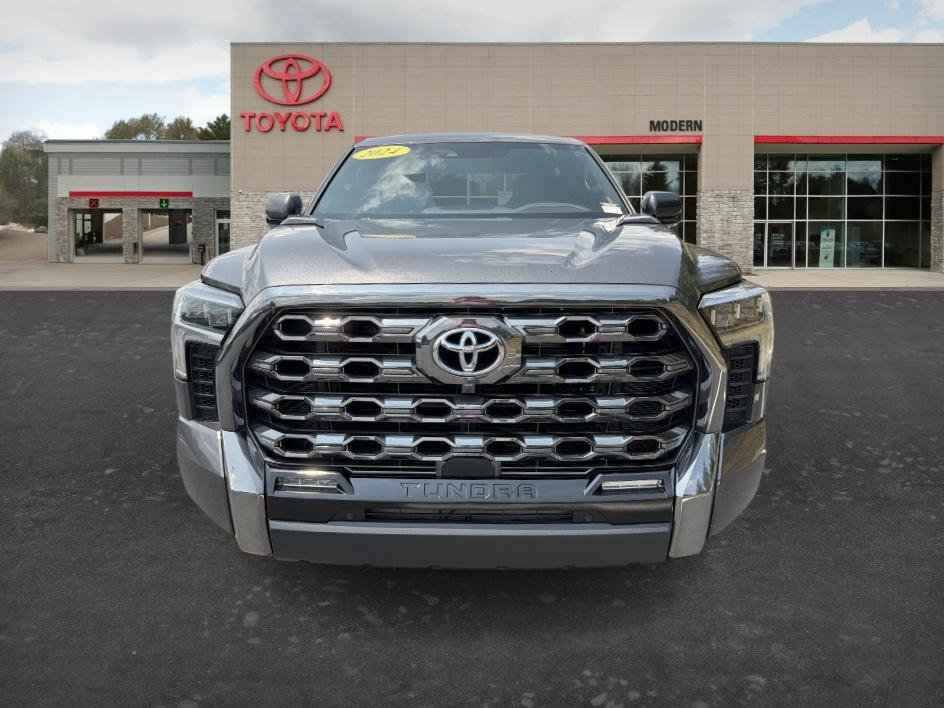 Used 2024 Toyota Tundra Platinum AWD/4WD image 2