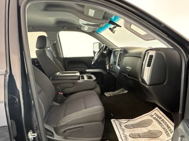 Used 2017 Chevrolet Silverado 1500 LT w/ All Star Edition AWD/4WD image 33