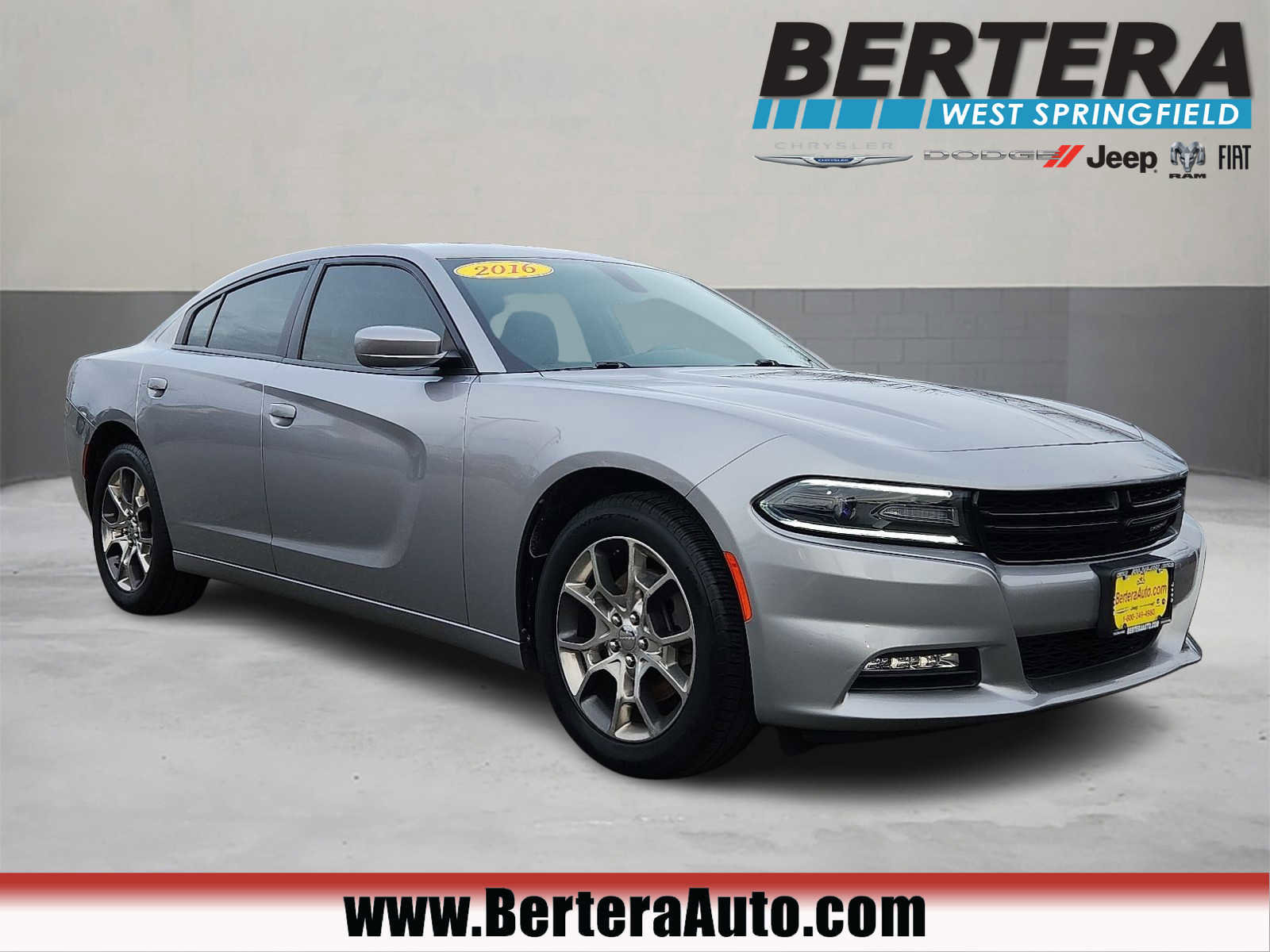 Used 2016 Dodge Charger SXT