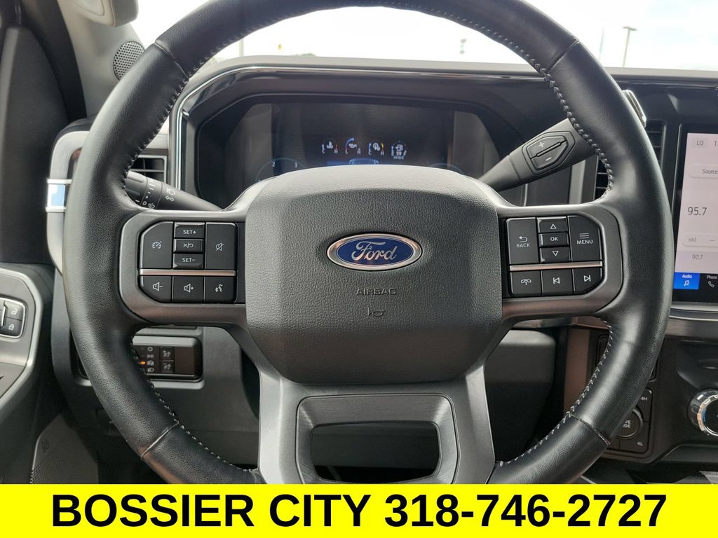 Used 2023 Ford F250 Lariat w/ Sport Appearance Package AWD/4WD image 37