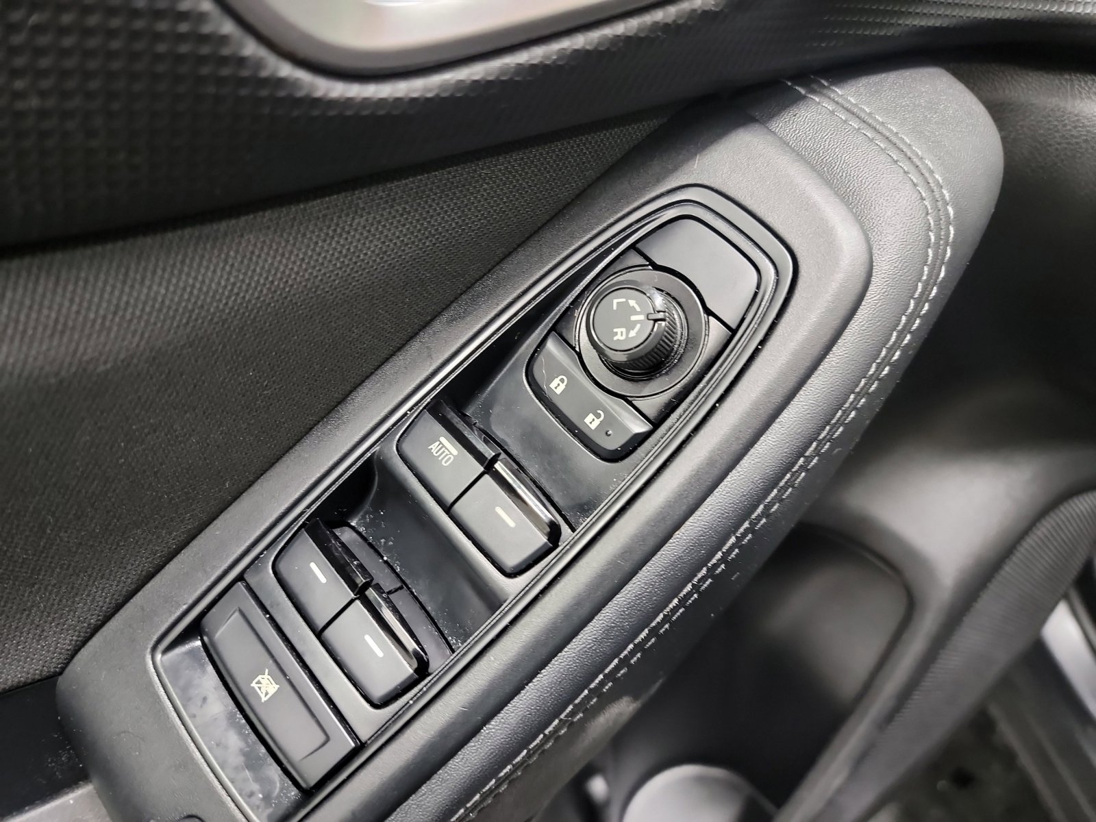 Used 2020 Subaru Forester w/ Alloy Wheel Package image 14