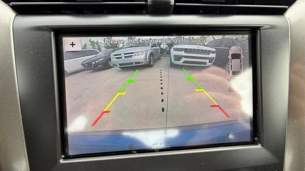 Used 2019 Ford Fusion SE FWD image 19