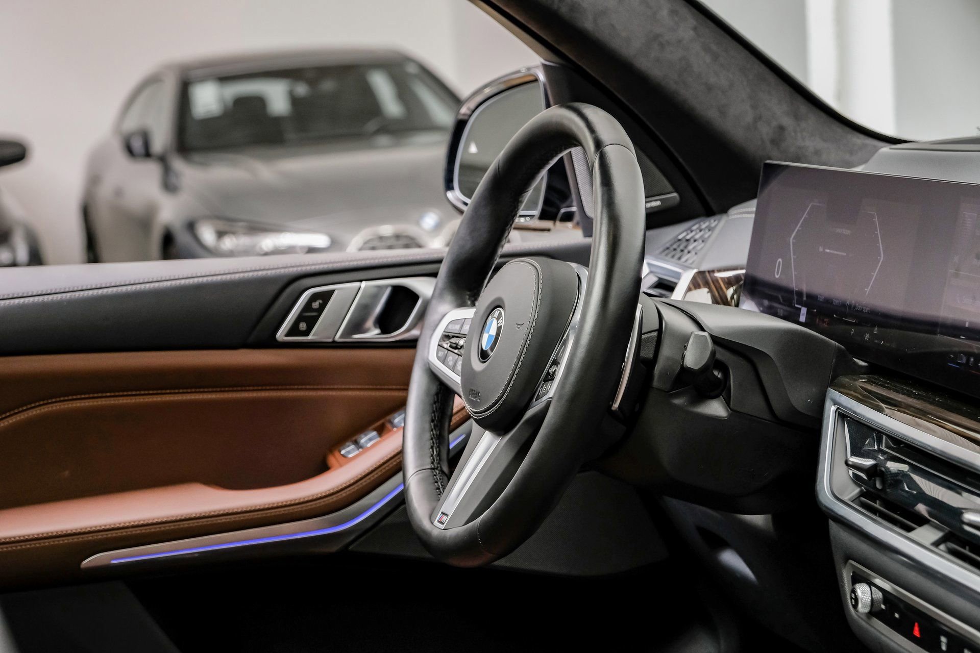 Used 2024 BMW X7 xDrive40i w/ M Sport Package image 19