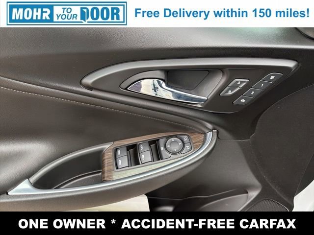 Used 2024 Chevrolet Malibu LT image 11