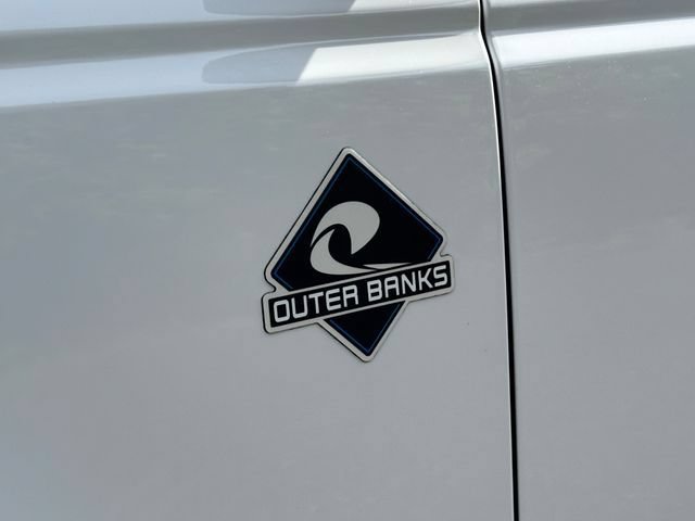 Used 2022 Ford Bronco Outer Banks AWD/4WD image 13