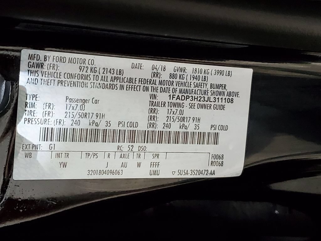 Used 2018 Ford Focus SEL FWD image 40