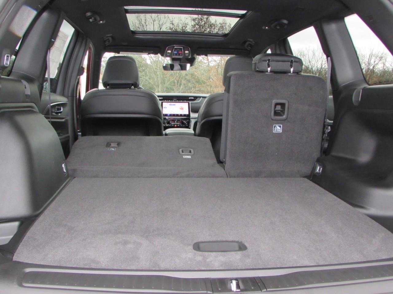 New 2025 Jeep Grand Cherokee Limited image 25