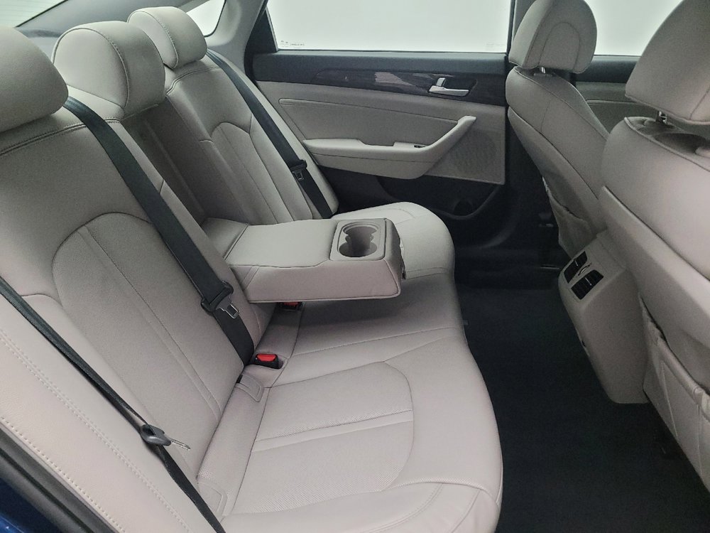 Used 2017 Hyundai Sonata Limited image 19