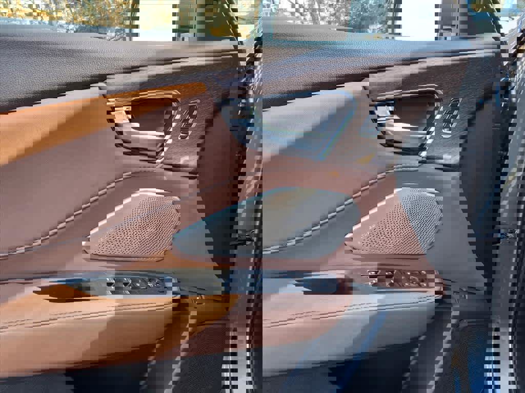 Certified 2026 Acura RDX w/Advance Package image 17