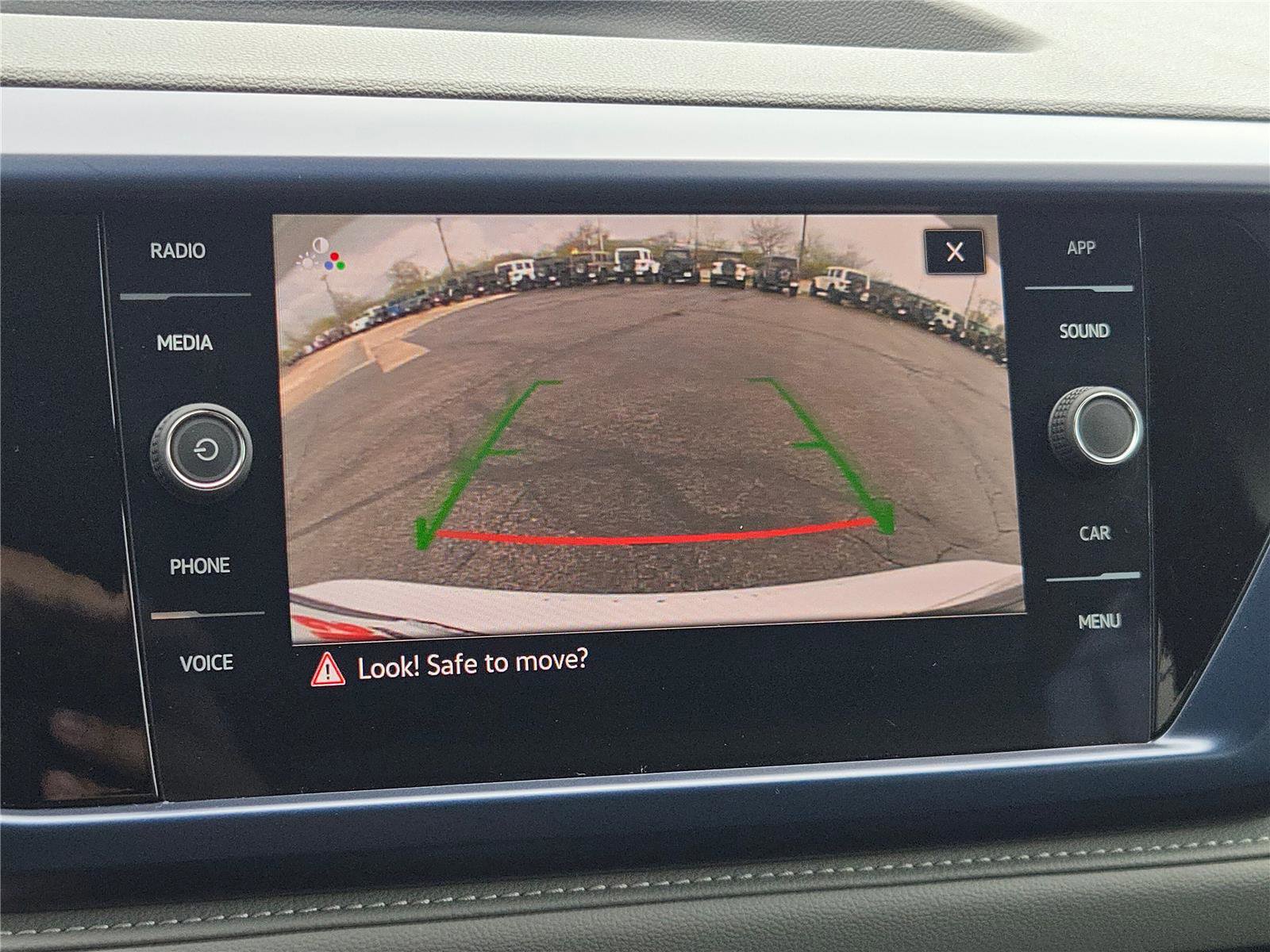 Used 2024 Volkswagen Taos SE FWD image 20