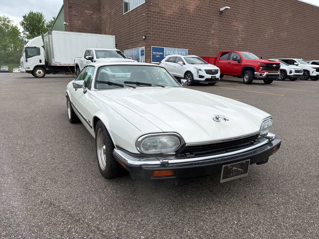 Used 1992 Jaguar XJS V12 Coupe RWD video 2