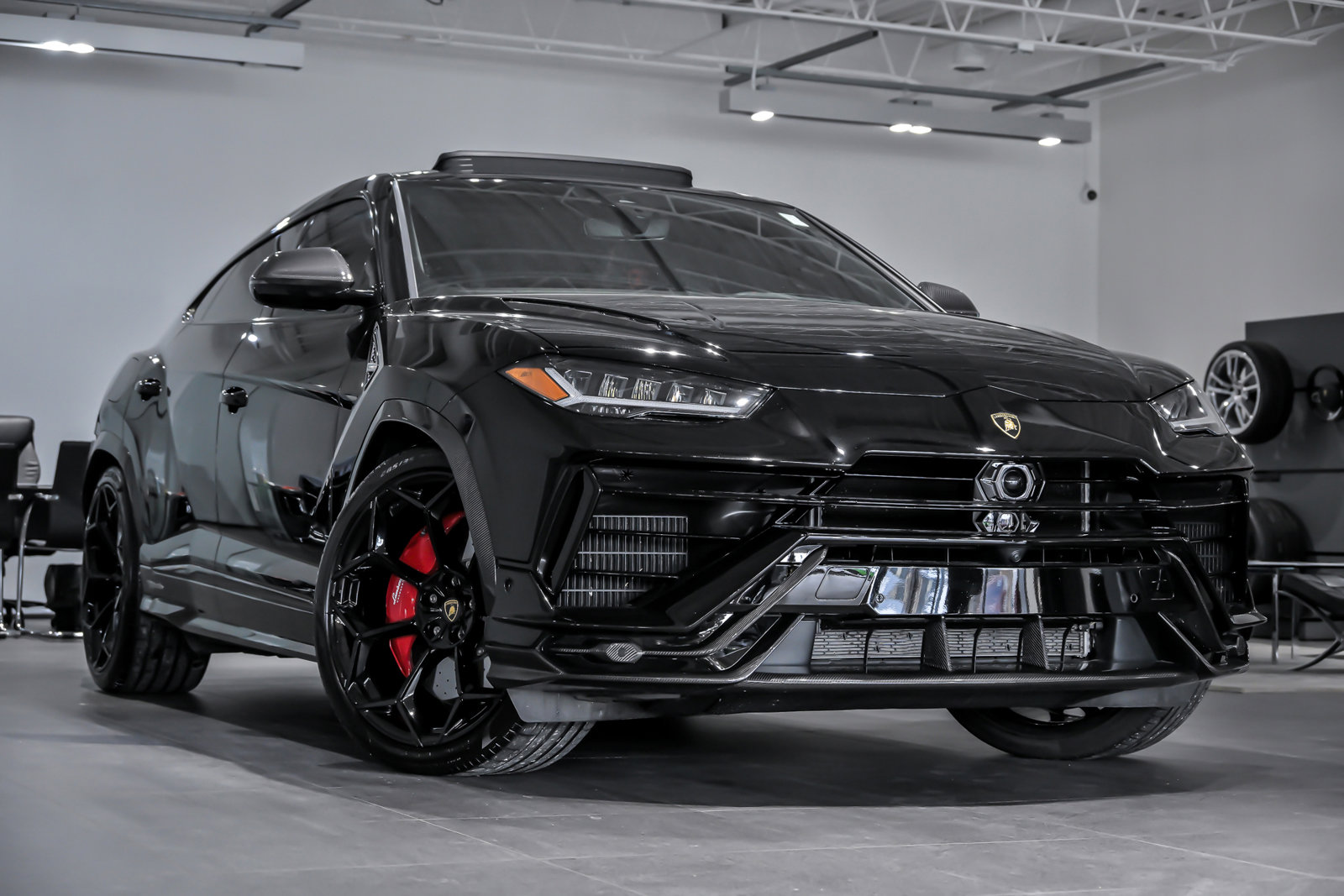 Used 2023 Lamborghini Urus Performante