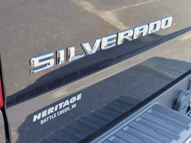 Used 2024 Chevrolet Silverado 1500 LT AWD/4WD image 30
