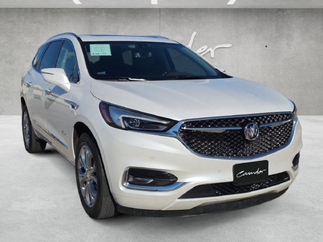 Used 2021 Buick Enclave Avenir w/ Avenir Technology Package FWD image 2