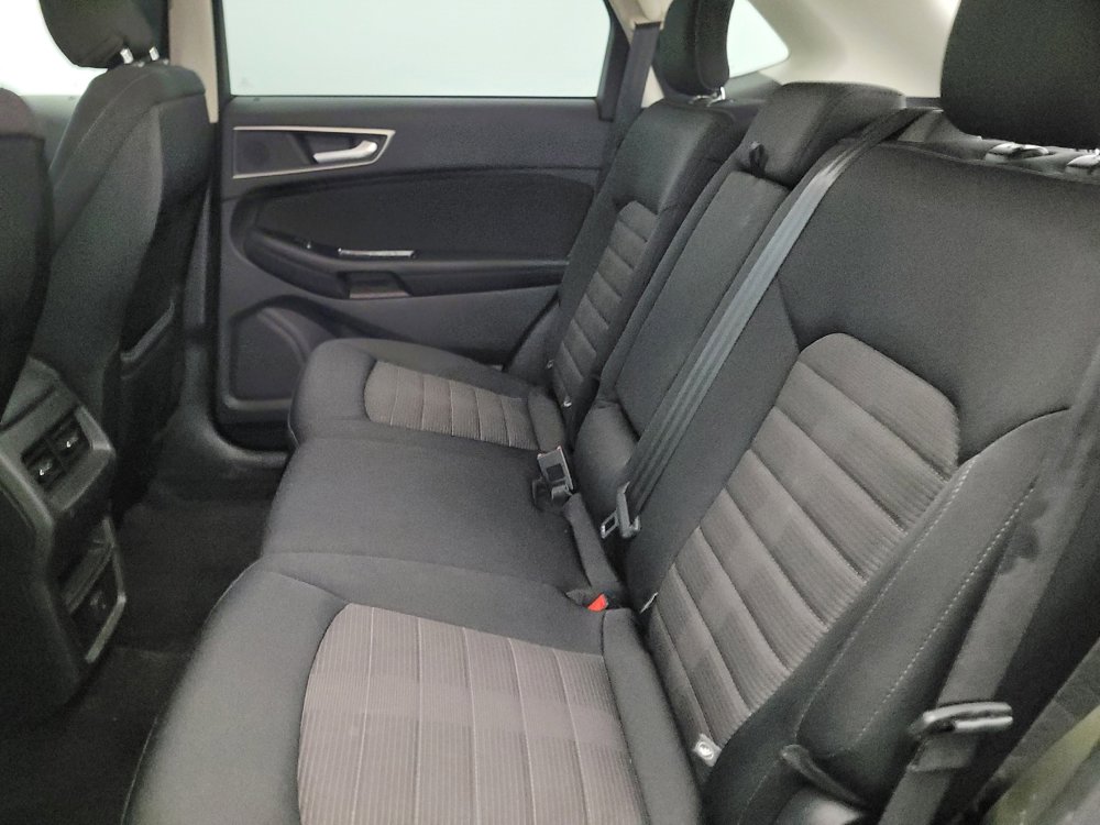 Used 2018 Ford Edge SEL AWD/4WD image 18
