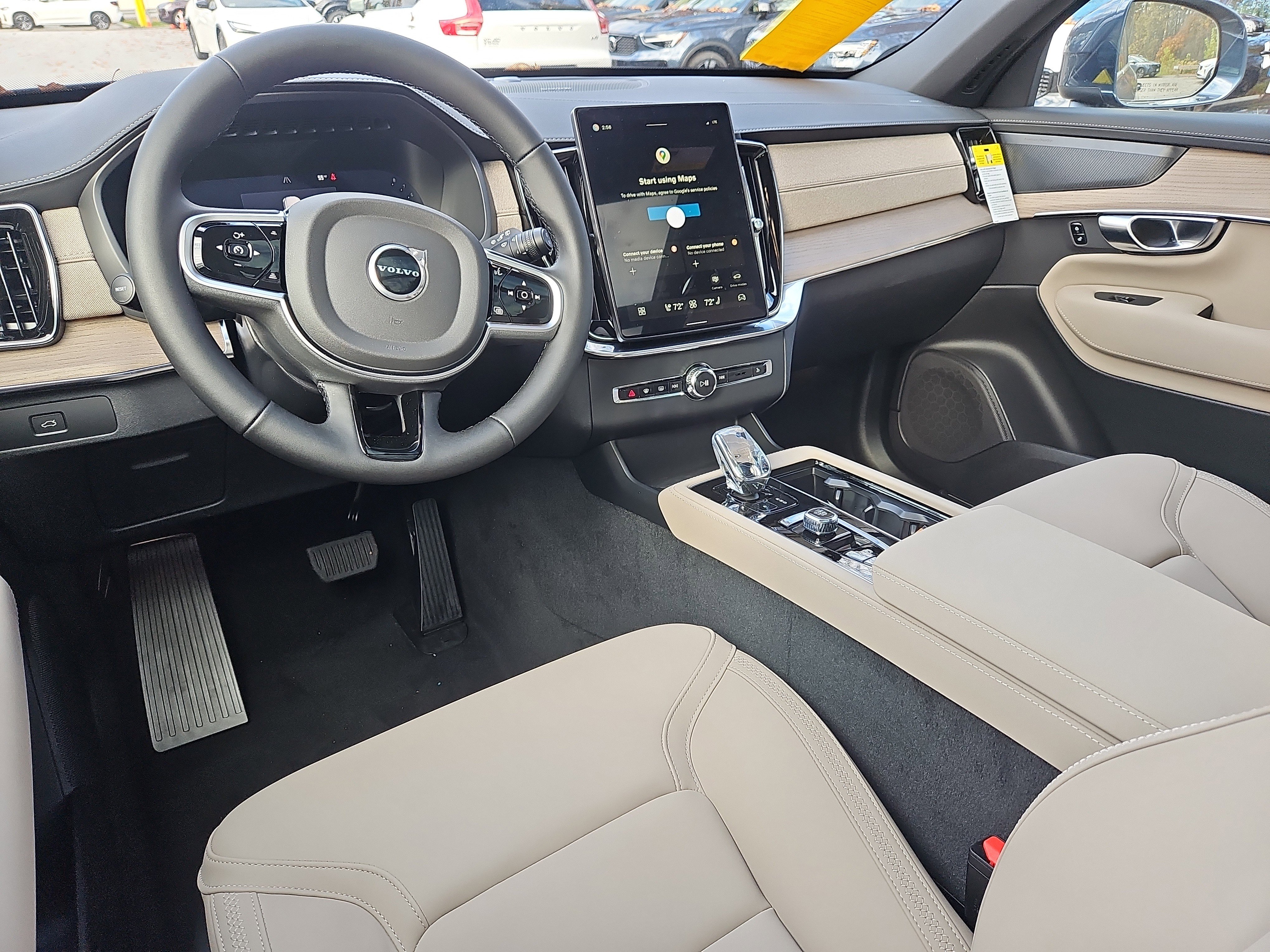 New 2026 Volvo XC90 B6 Plus w/ Protection Package Premier image 3