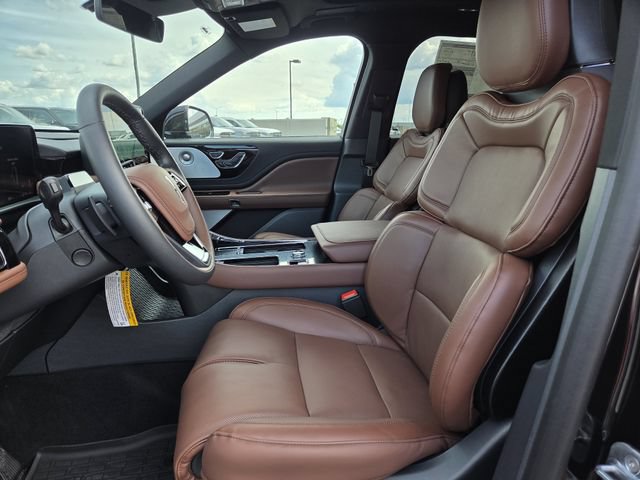 New 2026 Lincoln Aviator Reserve w/ Luxury Package RWD image 12