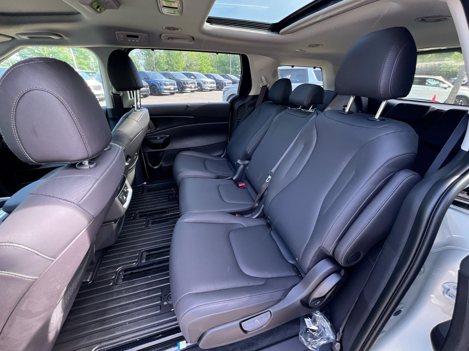 New 2026 Kia Carnival SX Prestige FWD image 39