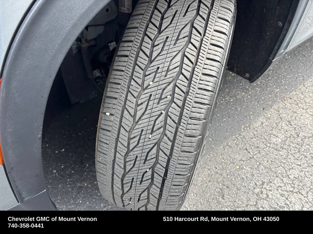 Used 2025 Buick Enclave Preferred AWD/4WD image 29