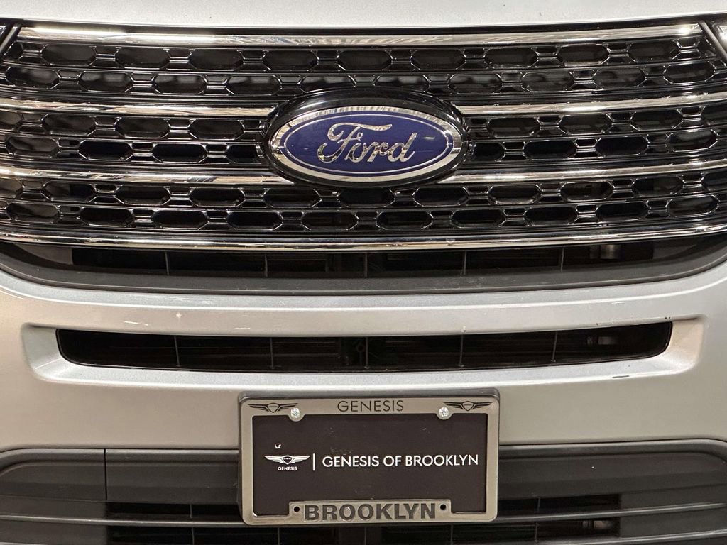 Used 2020 Ford Explorer XLT w/ Comfort Package AWD/4WD image 9