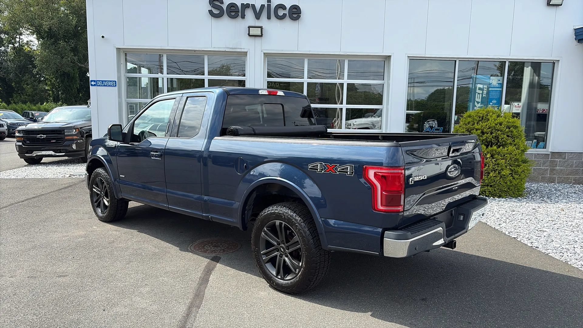 Used 2016 Ford F150 Lariat w/ Equipment Group 501A Mid AWD/4WD image 9