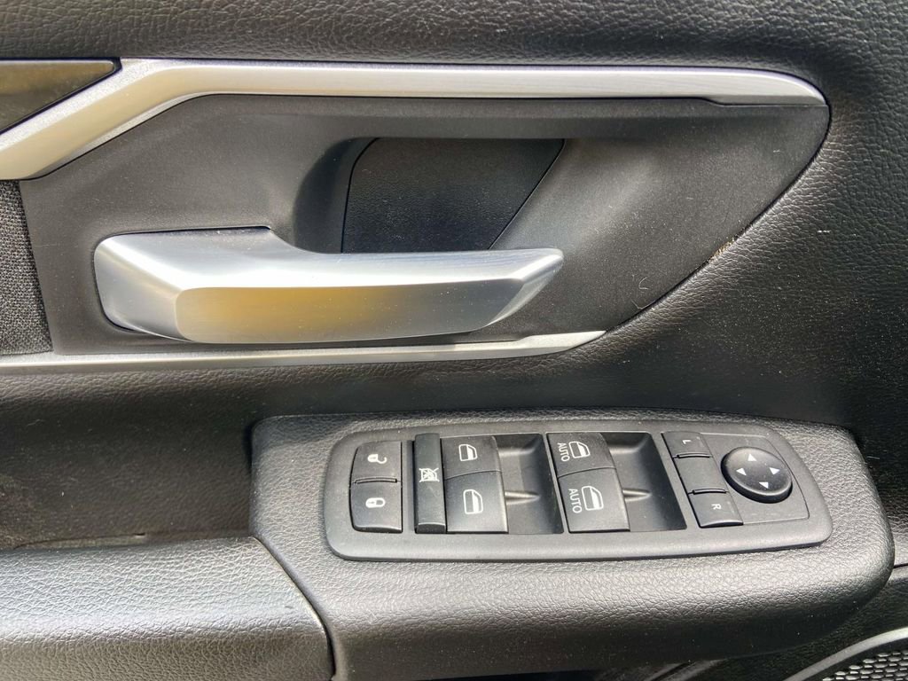 Used 2020 RAM 1500 Big Horn AWD/4WD image 15