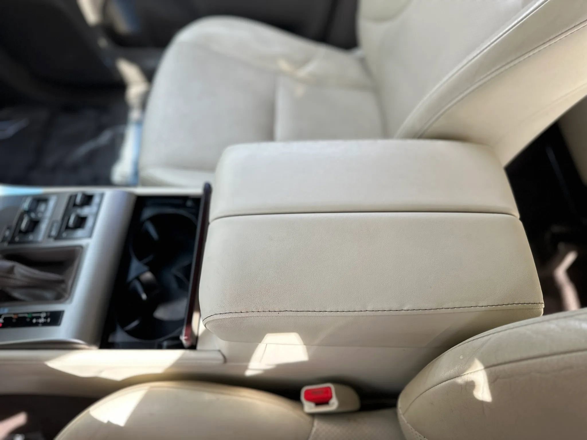 Used 2014 Lexus GX 460 Luxury w/ Driver Support Package AWD/4WD image 41