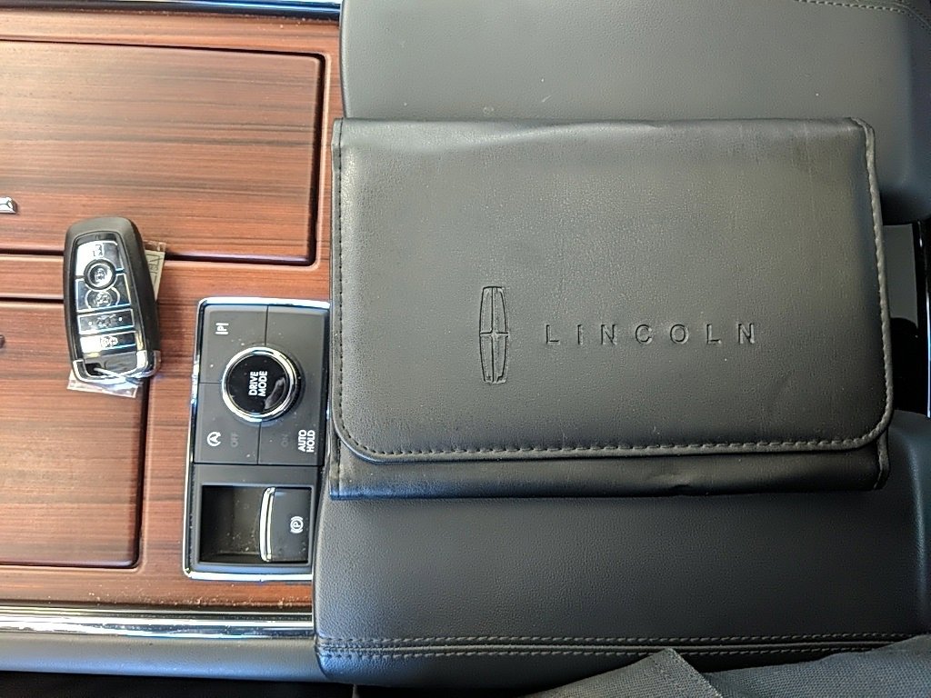 Certified 2023 Lincoln Navigator Reserve image 35