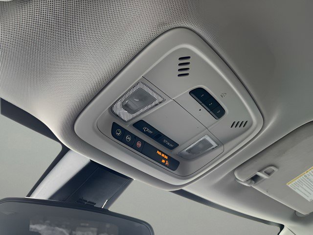 Certified 2021 Chevrolet Traverse LT image 22