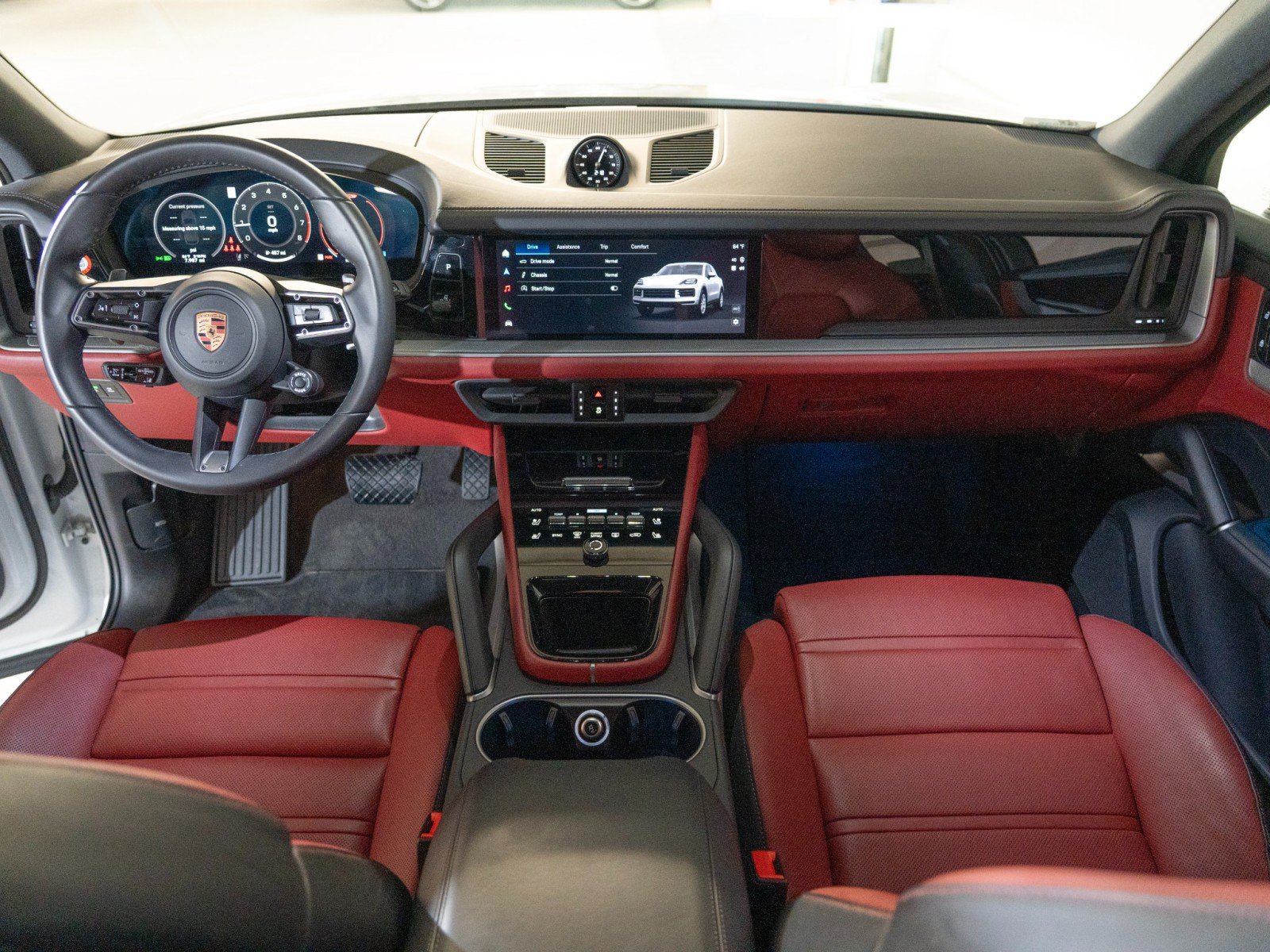 Certified 2026 Porsche Cayenne AWD/4WD image 25
