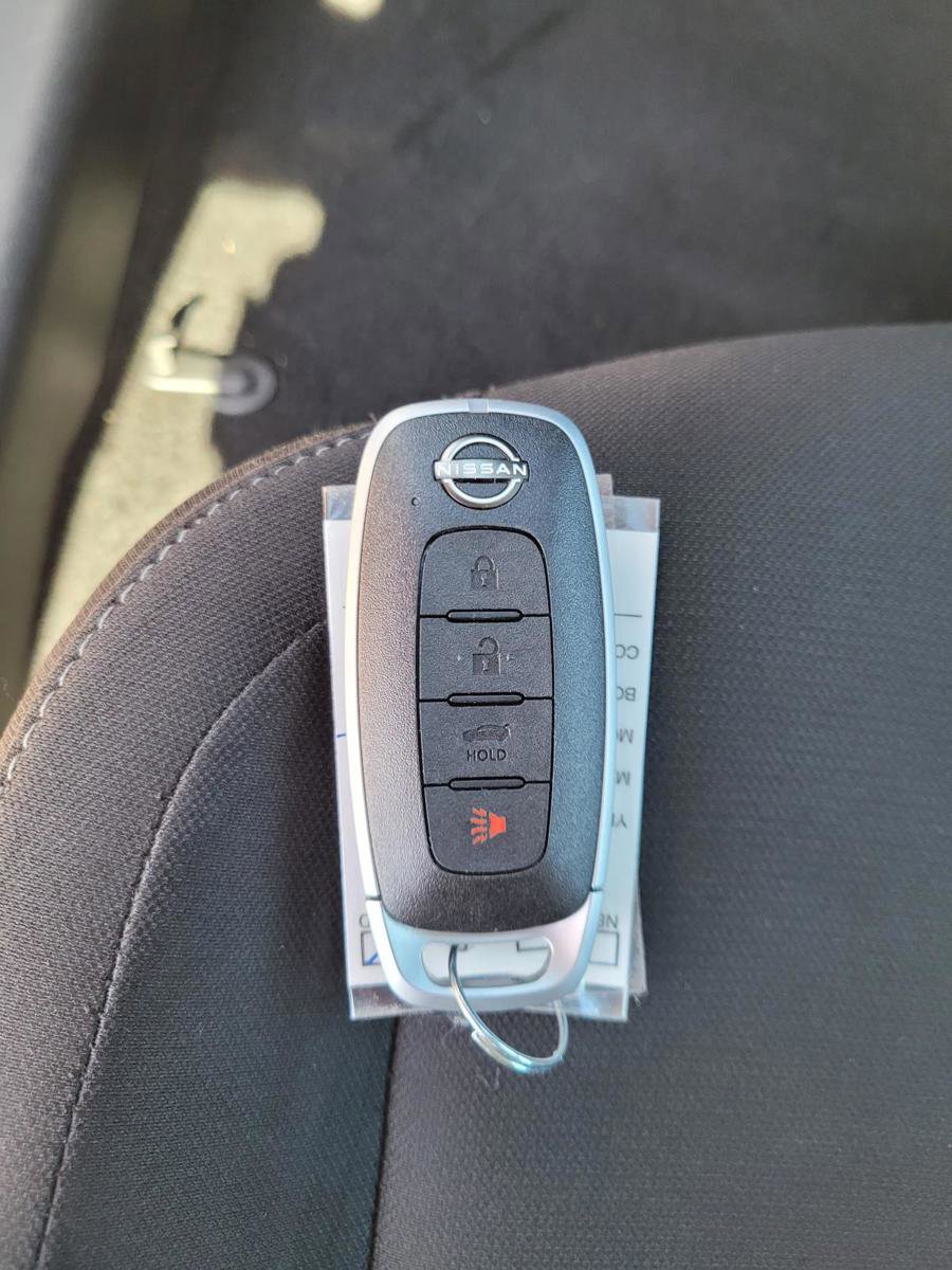 Used 2025 Nissan Sentra SV image 28