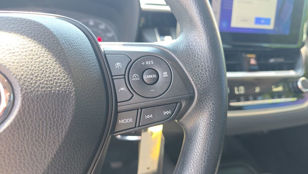 Used 2024 Toyota Corolla LE image 22