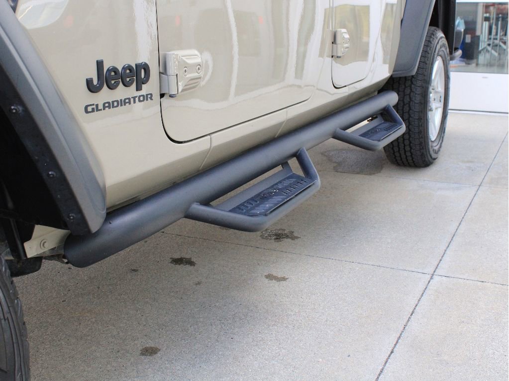 Used 2020 Jeep Gladiator Sport w/ Quick Order Package 24S image 35