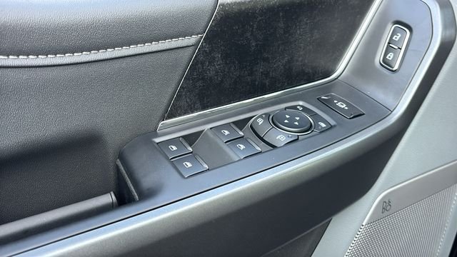 New 2027 Ford F250 XLT w/ XLT Premium Package AWD/4WD image 9