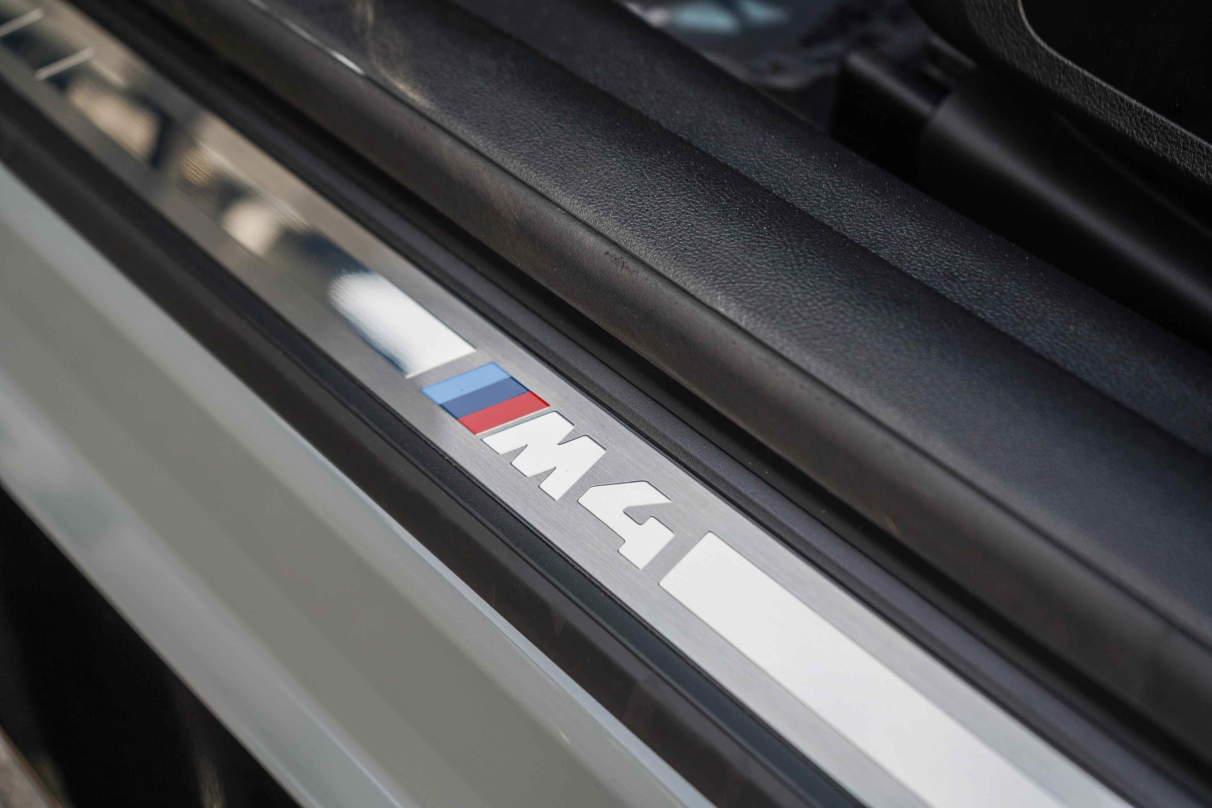 Used 2025 BMW M4 Competition w/ Executive Package image 39